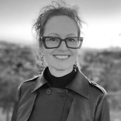Ania Grimone BW Headshot 400x400 1.jpg