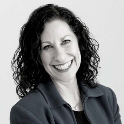 Lori Saitz Headshot BW new 400x400 1.jpg